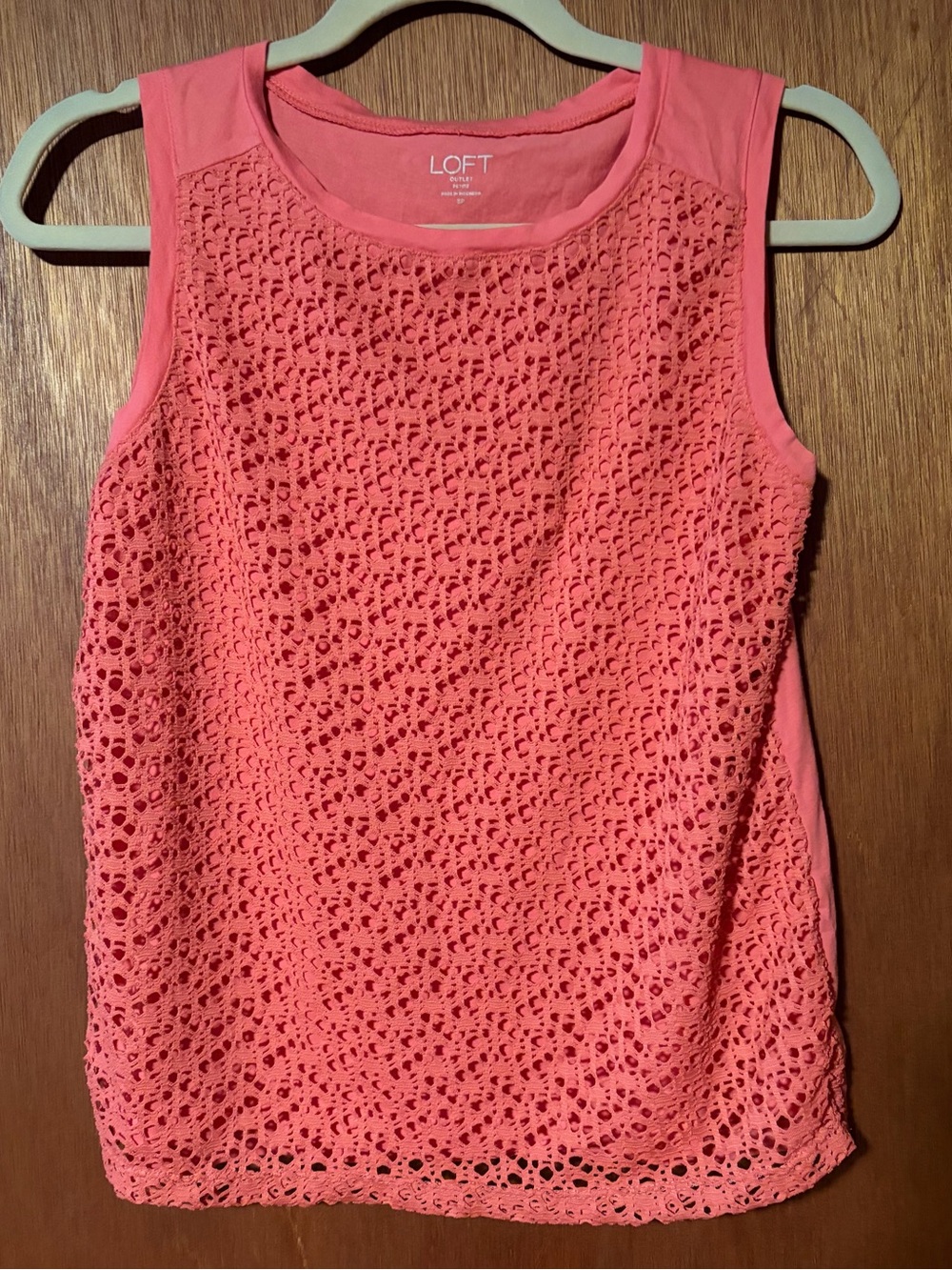 LOFT Coral Crochet Shell Tank Top